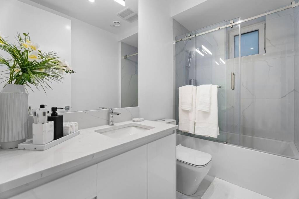 Brand New 2 Bedroom Point Grey Getaway 溫哥華 外观 照片